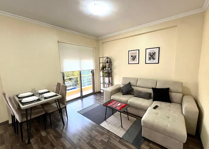 Urban 315 * טיראנה